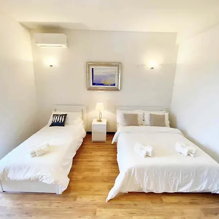 Luxury By The Near Rome Villa Anzio